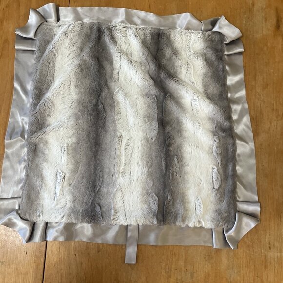 Little Yellow Chick Baby Infant Blanket Gray Faux Fur Satin Ruffle 22x22inch - Picture 8 of 10